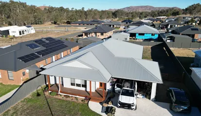New metal roof installation on a Yarra Valley home